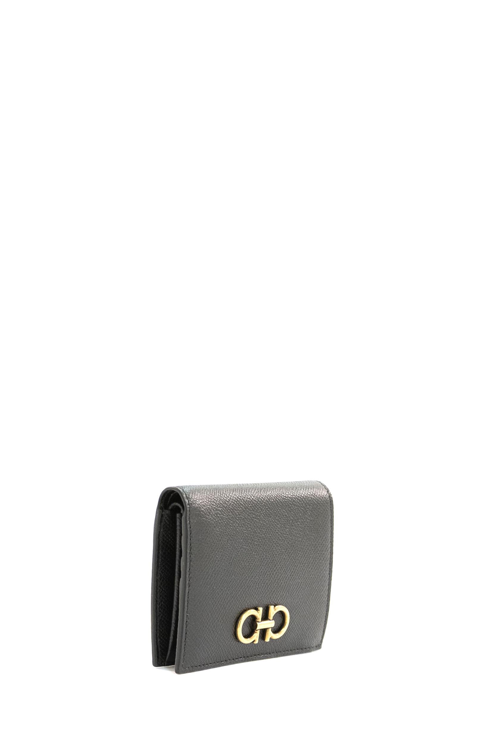 Portafoglio Gancini in Pelle<BR/> 22D780 0726512 NERO FERRAGAMO 