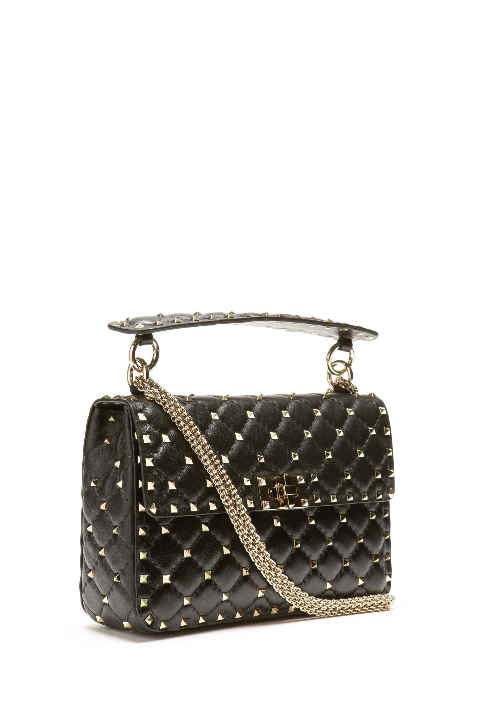 Borsa Rockstud Spike in pelle matelassè colore nero. 8W2B0122NAP 0NO VALENTINO GARAVANI 