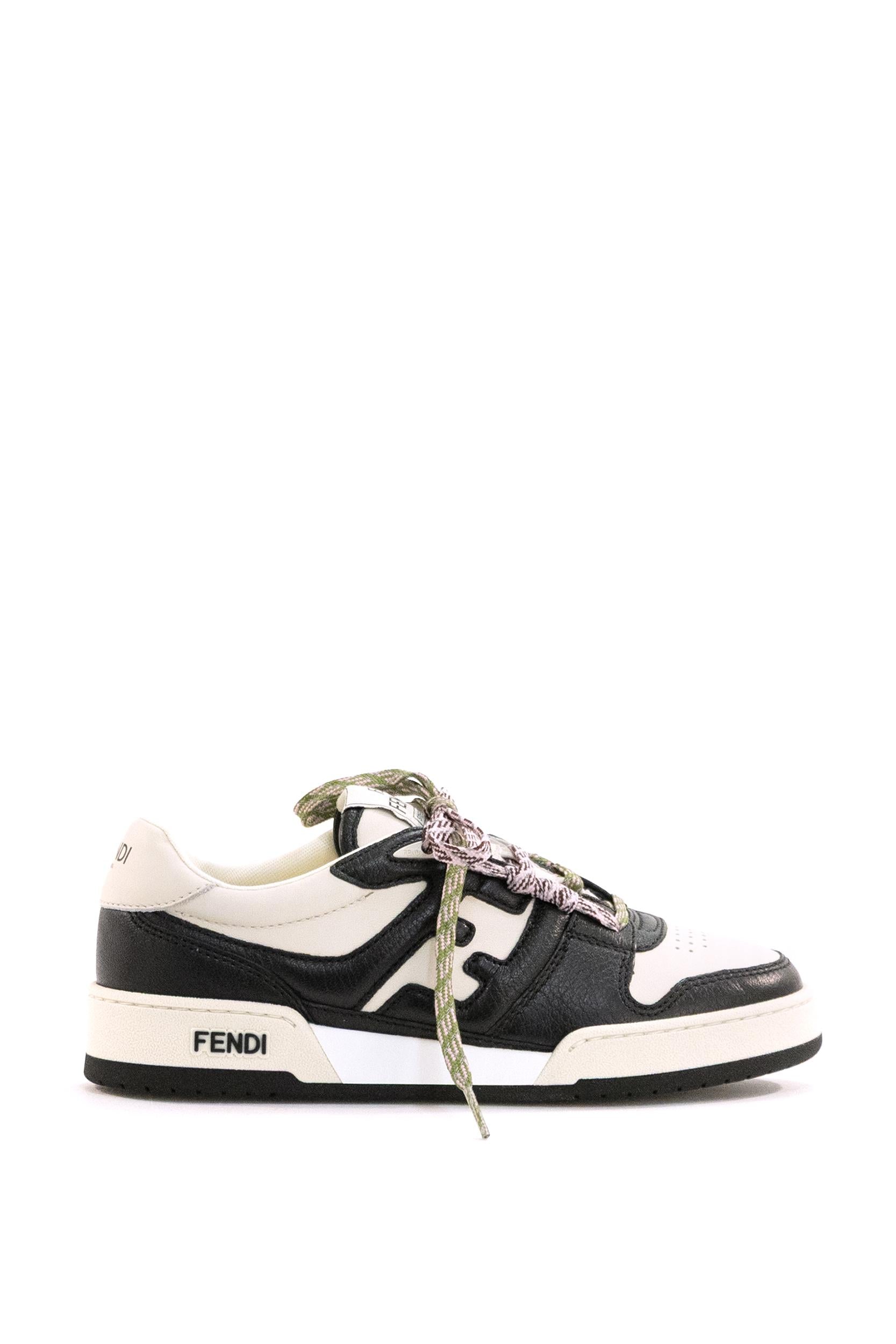 Sneakers Fendi Match in pelle di colore bianco e nero<BR/> 8E8943 AY1Q F1HWI FENDI 