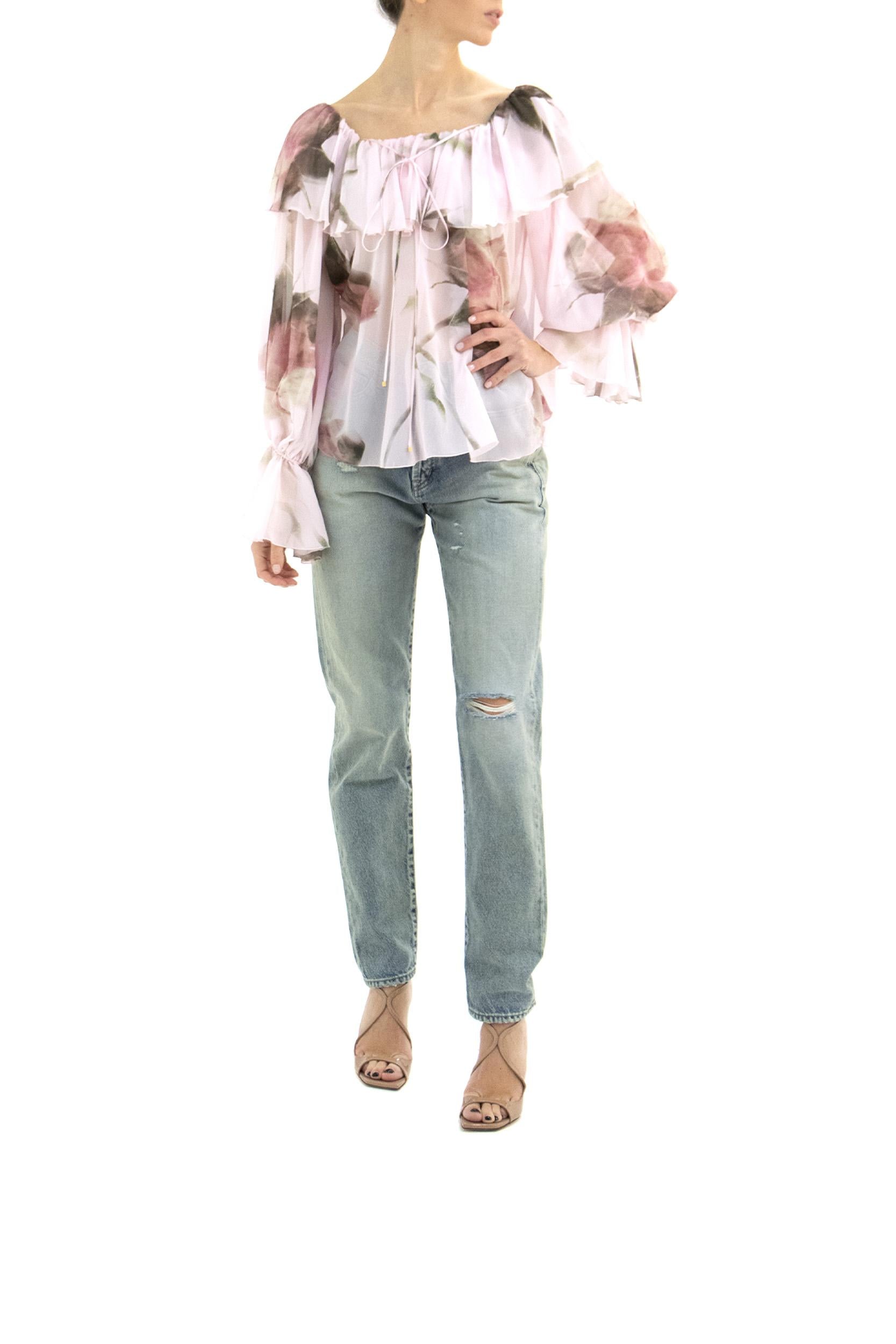 Blusa con Volant<BR/> 2C210A F1247 BLUMARINE 
