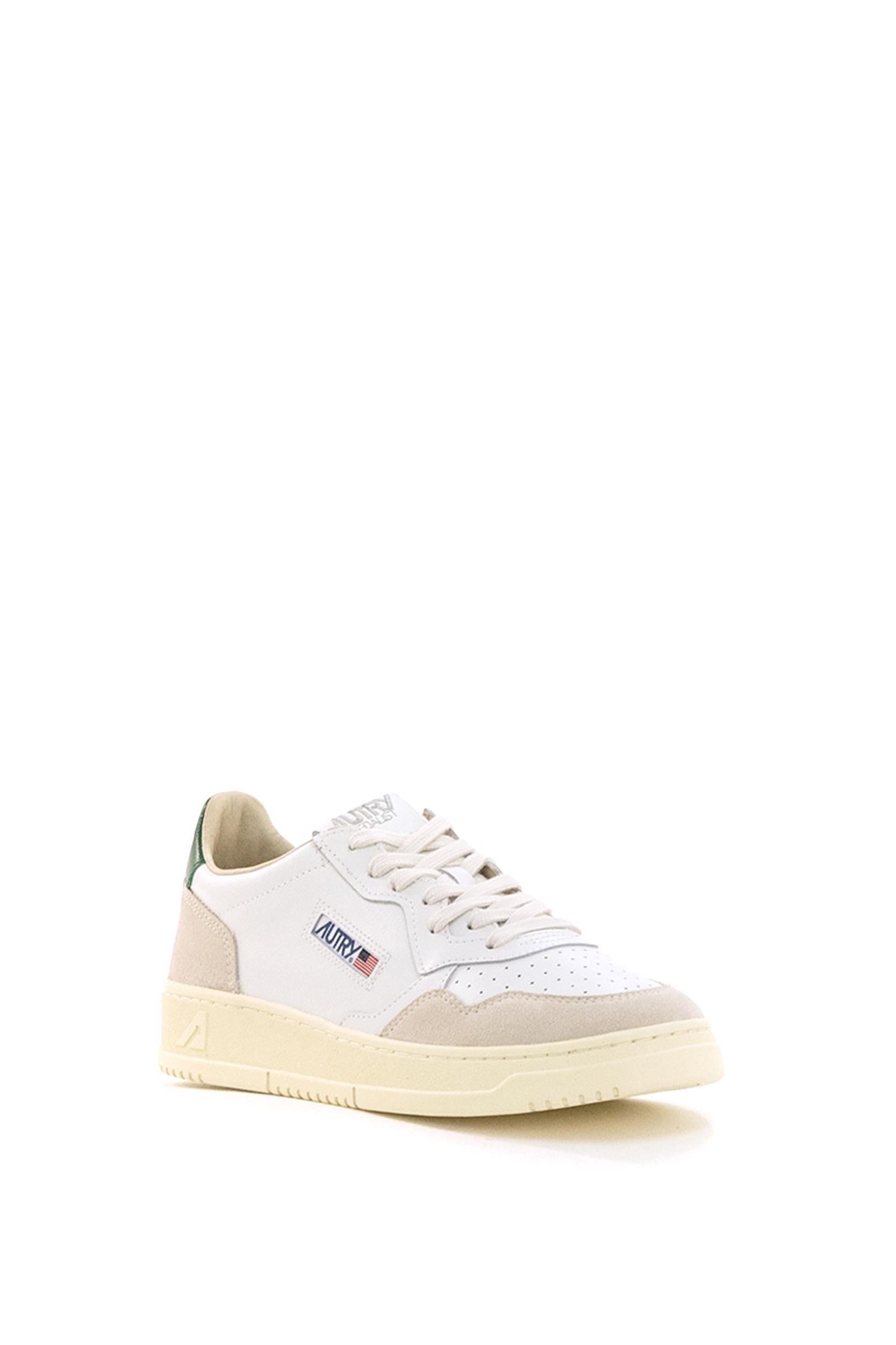 Sneakers Medalist in pelle liscia di colore bianco<BR/> AULM LS23 WHT/AMAZ AUTRY 