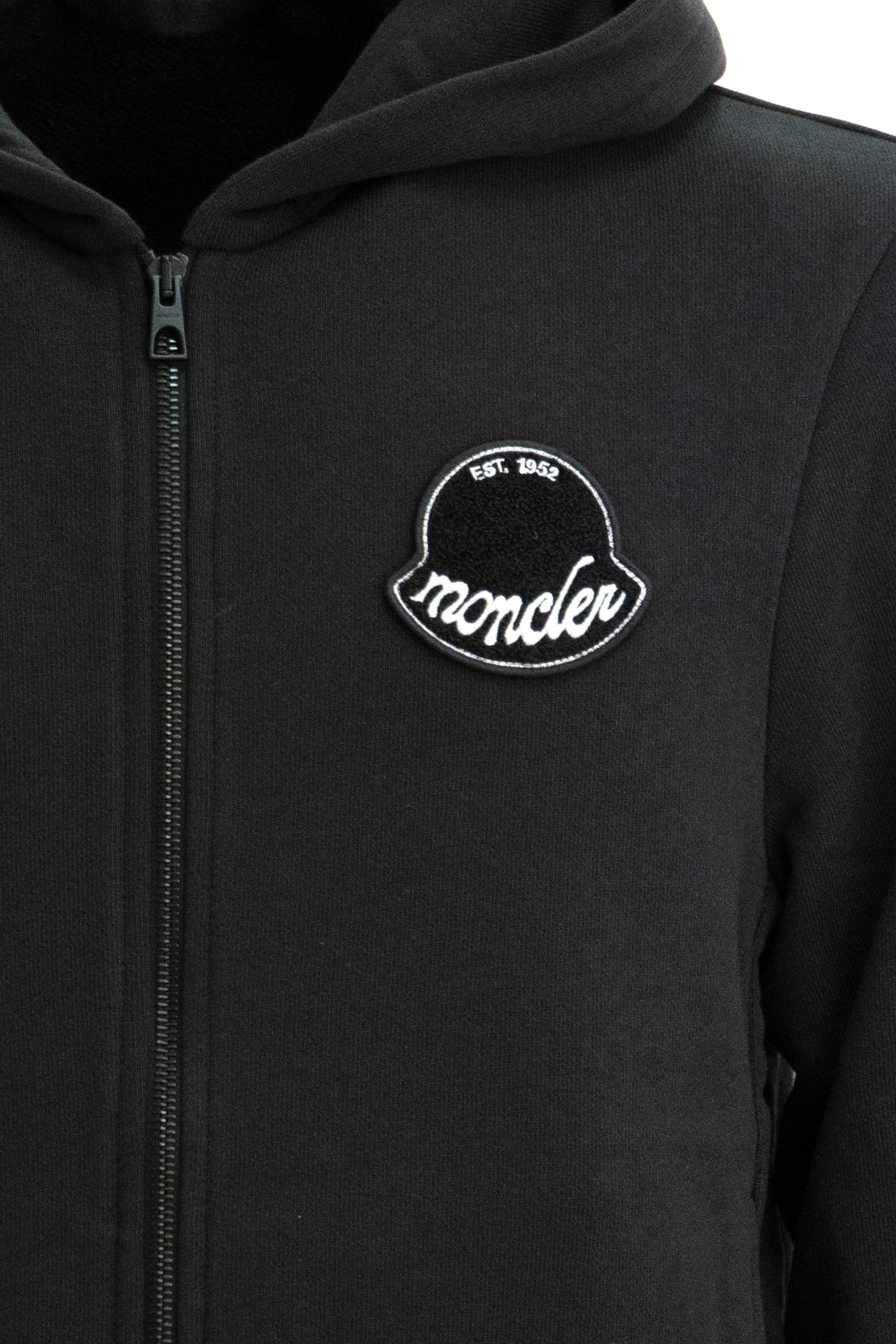 Felpa con Cappuccio<BR/> 8G000-23 89AZU 998 MONCLER 