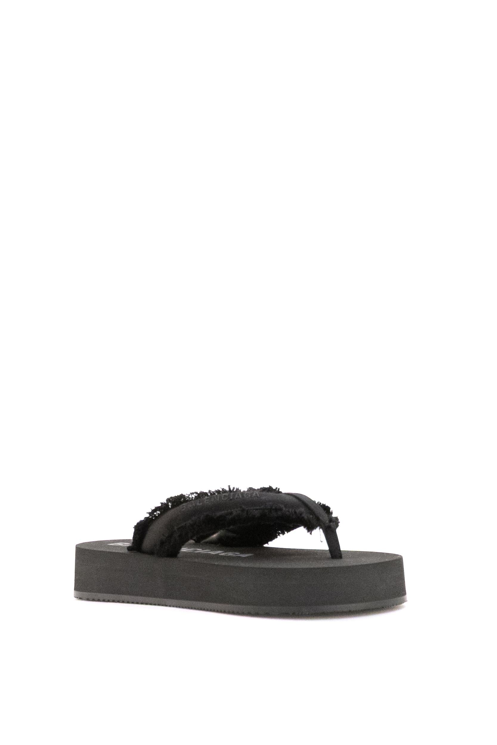 Infradito Jet Lag in satin spazzolato di colore nero<BR/> 870111 W0WM0 1000 BALENCIAGA 
